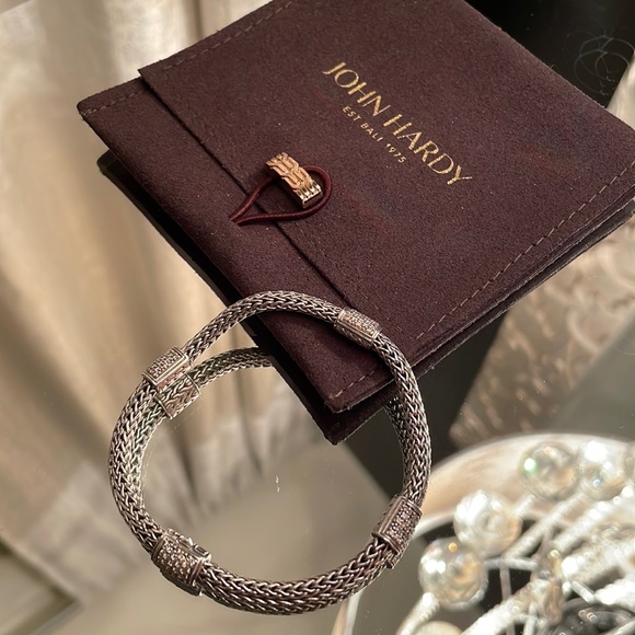 John Hardy - Picture 5 of 12